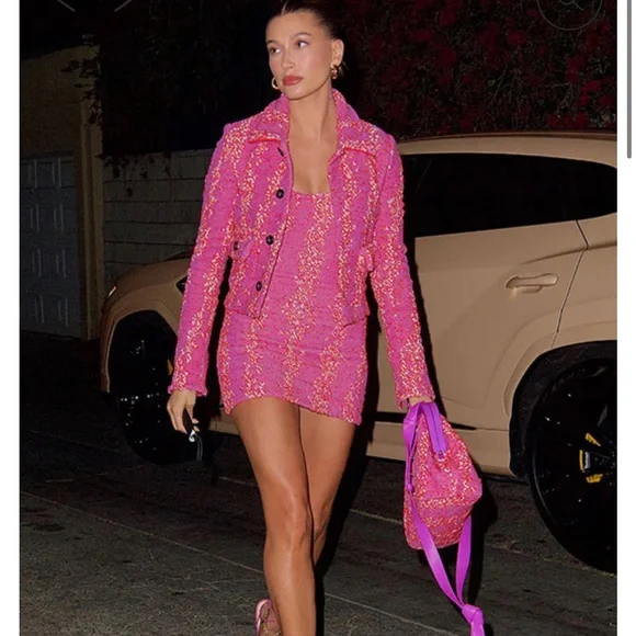 NWT Femme Barely There Lace Up Sandals in Deep Pink as seen on Hailey Bieber - Picture 3 of 15